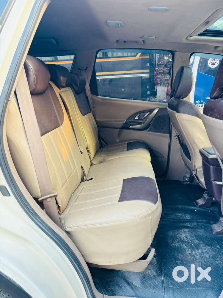 Mahindra Xuv500 2.2 W8 Sportz, 2015, Diesel