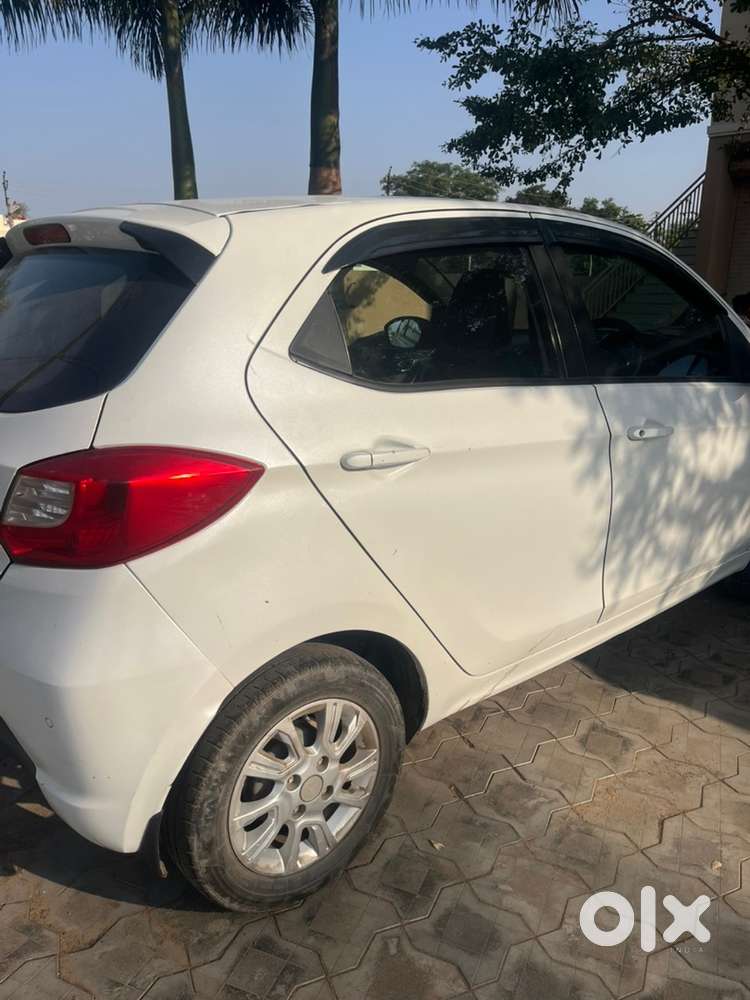 Well Maintained One Handed User Top Model Xz