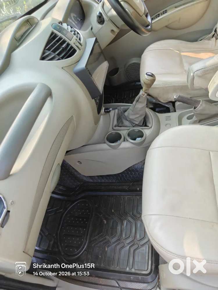 Mahindra Quanto 1.5 C6 2012