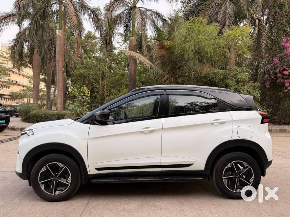 Tata Nexon Fearless Plus S 1.2 Revotron Petrol 6mt Dt, 2023, Petrol