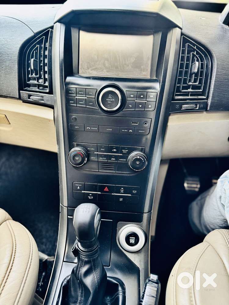 Mahindra Xuv500 2.2 W10, 2016, Diesel