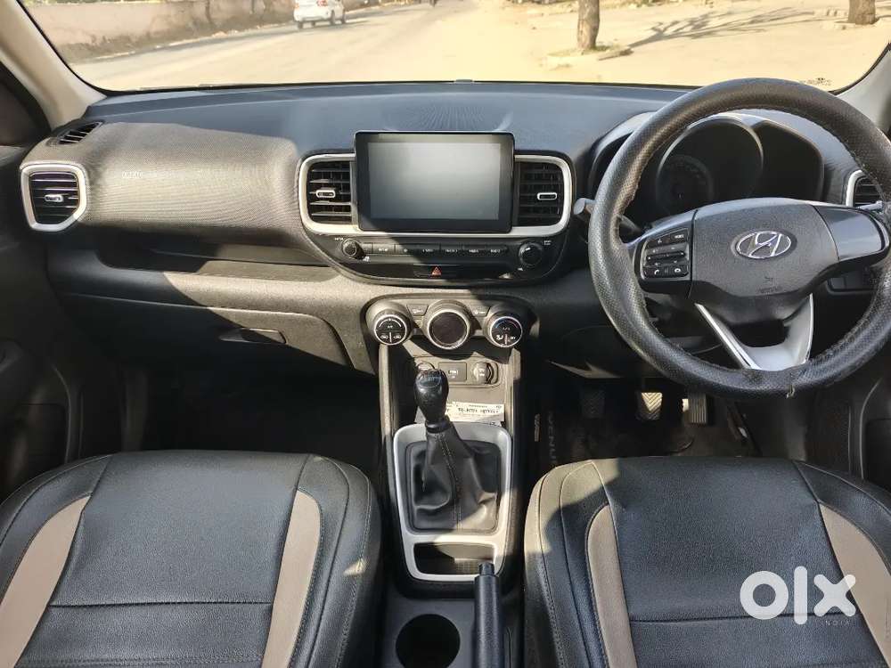 Hyundai Venue S Plus 2020 Mt Petrol