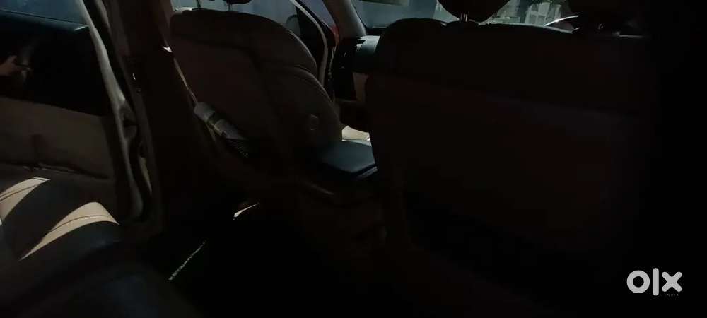 Mahindra Car Sell