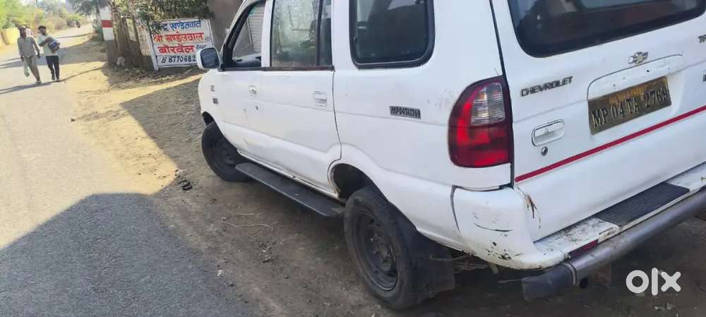 Chevrolet Tavera 2012 Diesel 300000 Km Driven