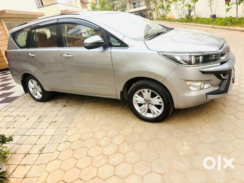 Toyota Innova Crysta 2018