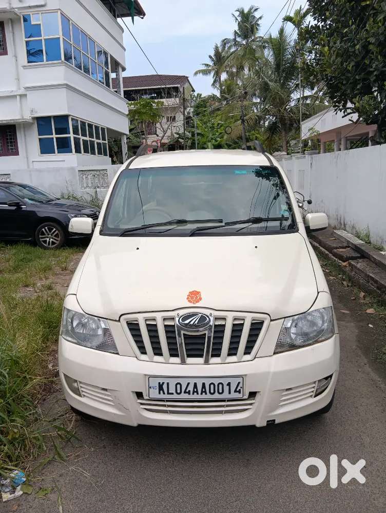 Mahindra Xylo 2010