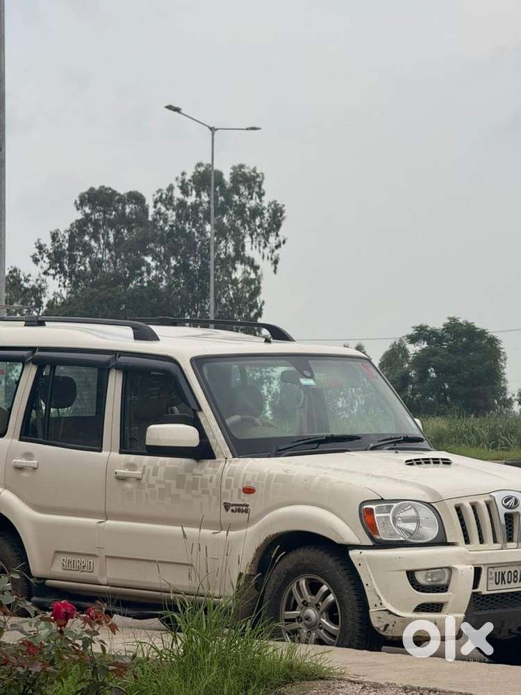 Mahindra Scorpio 2014 Top Model  Diesel Well Maintained