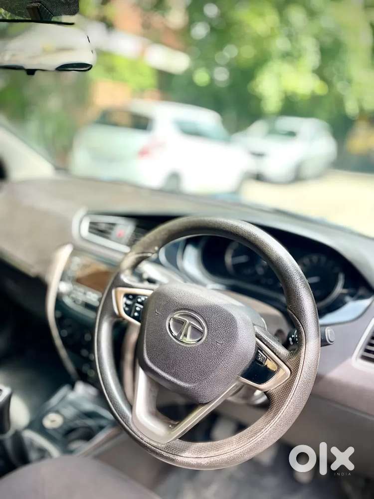 Tata Bolt Revotron Xms, 2015, Petrol