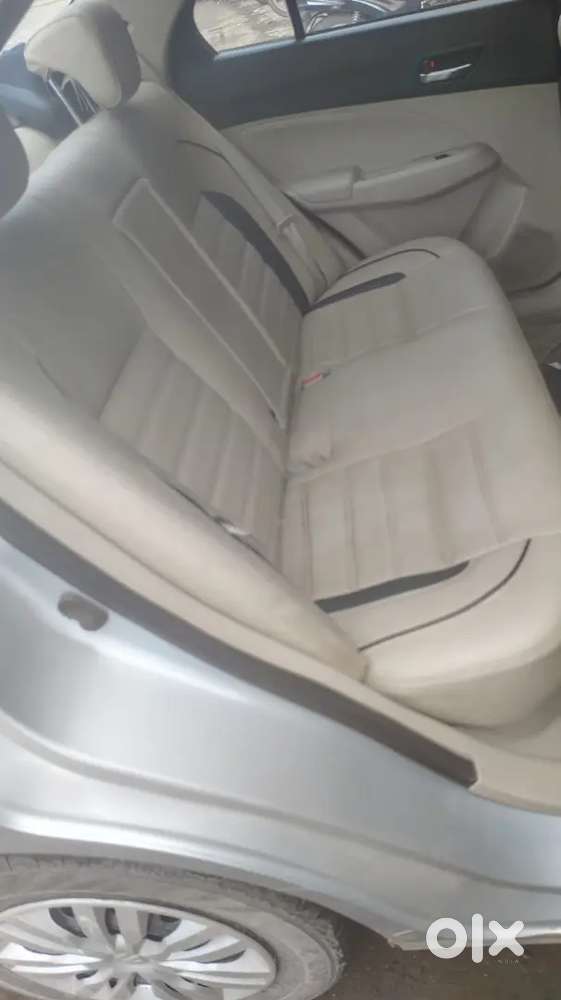 Maruti Dzire 1.2 Vxi 2024