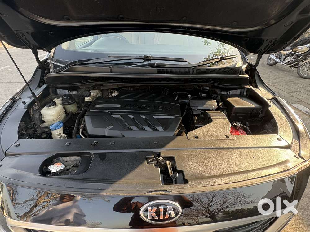 Kia Carnival Premium, 2020, Diesel