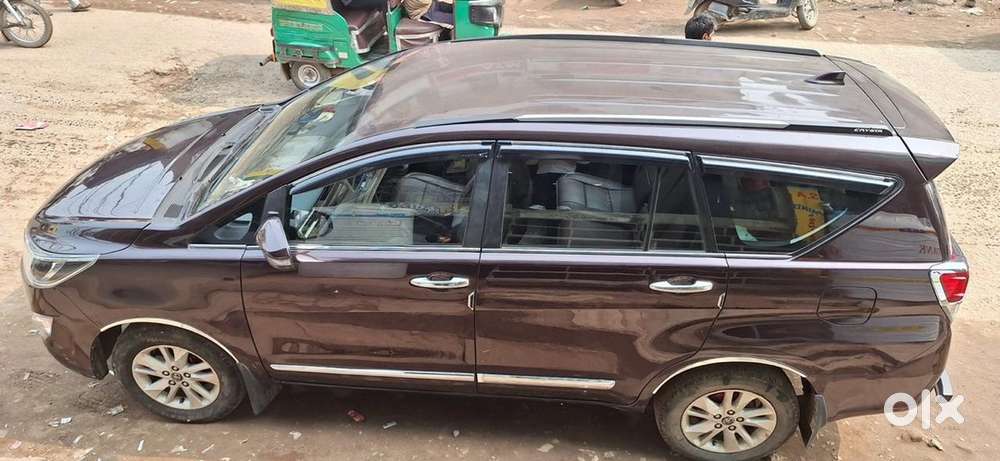 Toyota Innova Crysta 2019