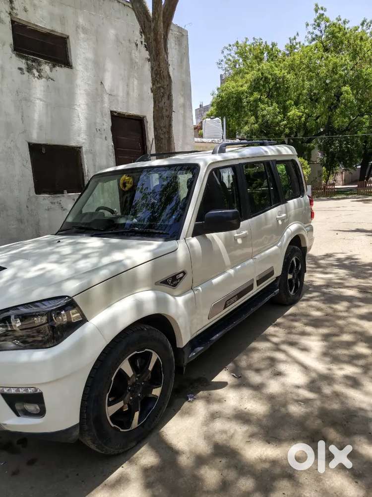 Mahindra Scorpio Classic 2023 Diesel Well Maintained