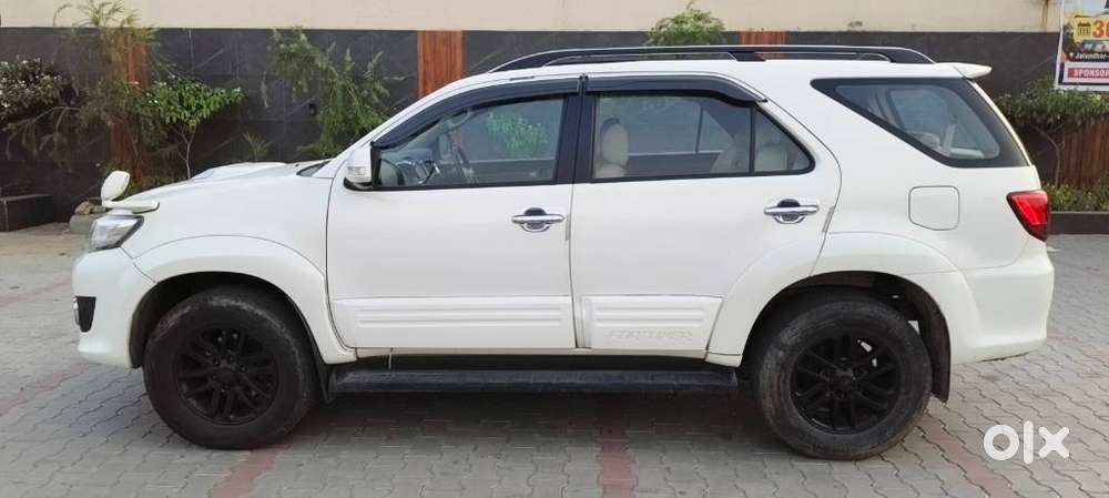 Toyota Fortuner 3.0 4x2 Automatic, 2015, Diesel