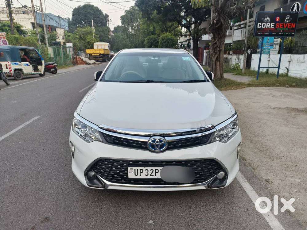 Toyota Camry 2.5 Hybrid, 2015, Petrol