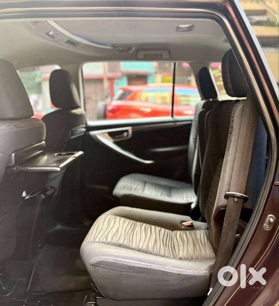Toyota Innova Crysta 2.4 V 7 Str, 2018, Diesel