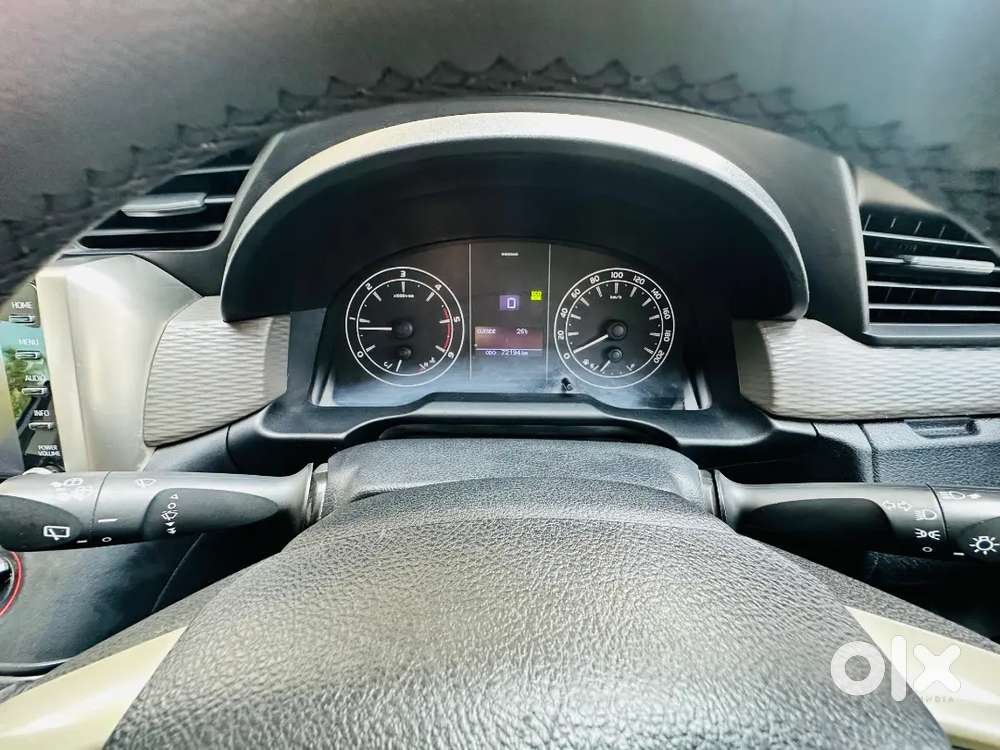 Toyota Innova Crysta 2020 Diesel 70000 Km Driven