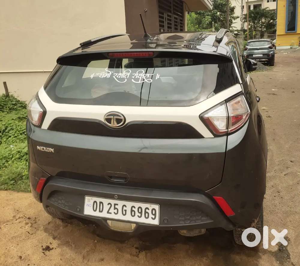 Tata Nexon 2018 Petrol Manual