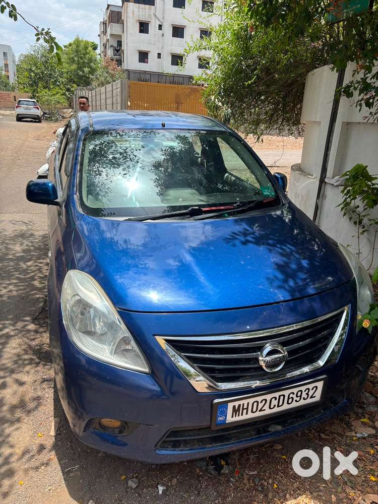 Nissan Sunny Petrol 2011 Model