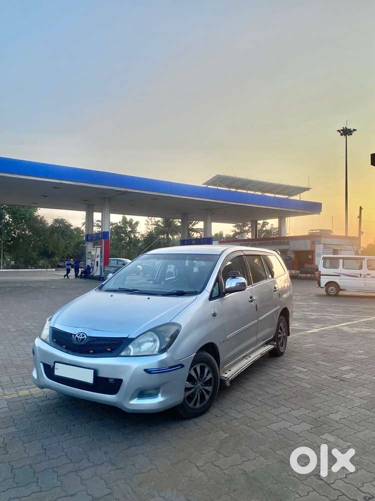 Toyota Innova Diesel 2010 Car