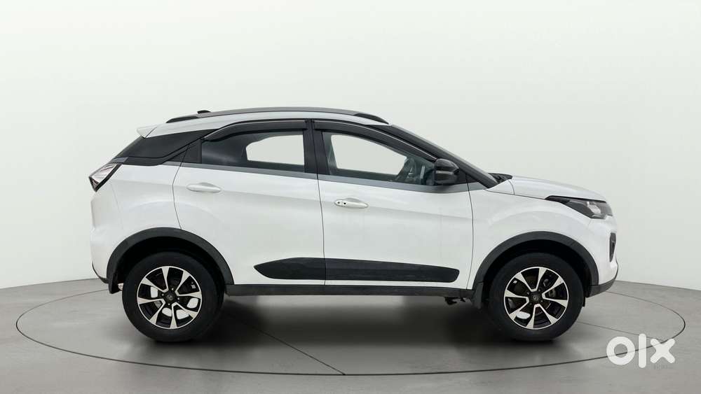 Tata Nexon 1.2 Revotron XZ Plus, 2021, Petrol