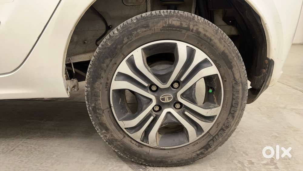 Tata Tiago 1.2 Revotron Xt Cng, 2023, Cng & Hybrids
