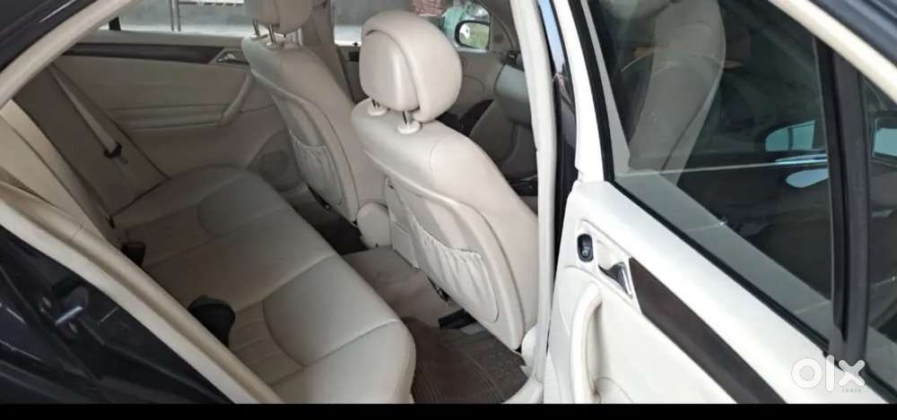 Mercedes-benz C-class 2007 Petrol 55000 Km Driven