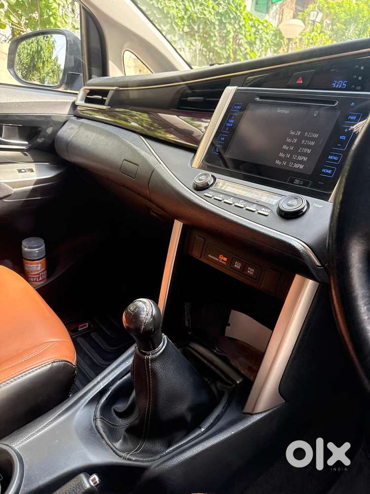 Toyota Innova Crysta 2.7 Vx Mt, 2019, Petrol