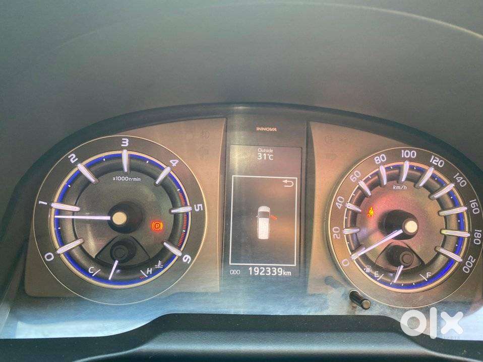 Toyota Innova Crysta 2.4 V 8 Str, 2017, Diesel