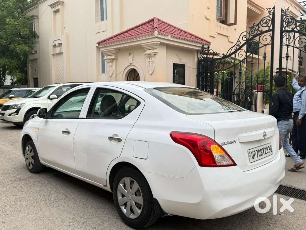 Nissan Sunny 2012 Petrol Well Maintained