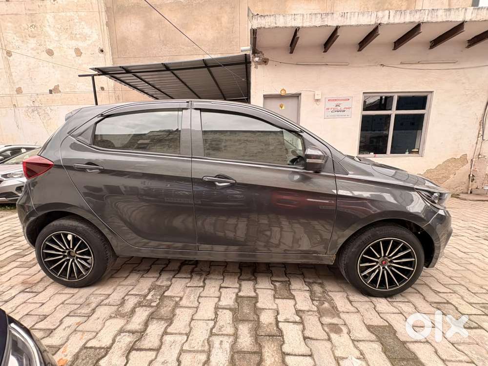 Tata Tiago 1.2 Revotron Xt (o), 2021, Petrol