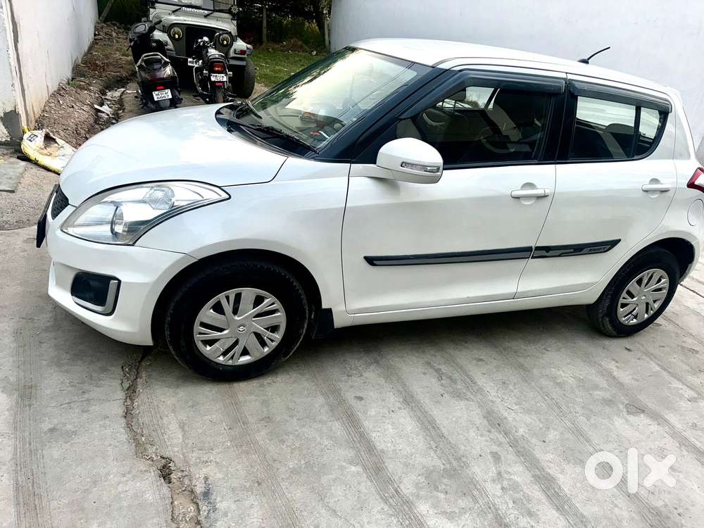 Maruti Suzuki Swift Vxi Glory Limited Edition, 2016, Petrol