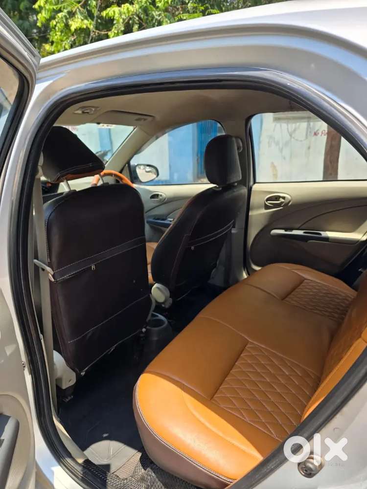 Toyota Etios Liva 2016