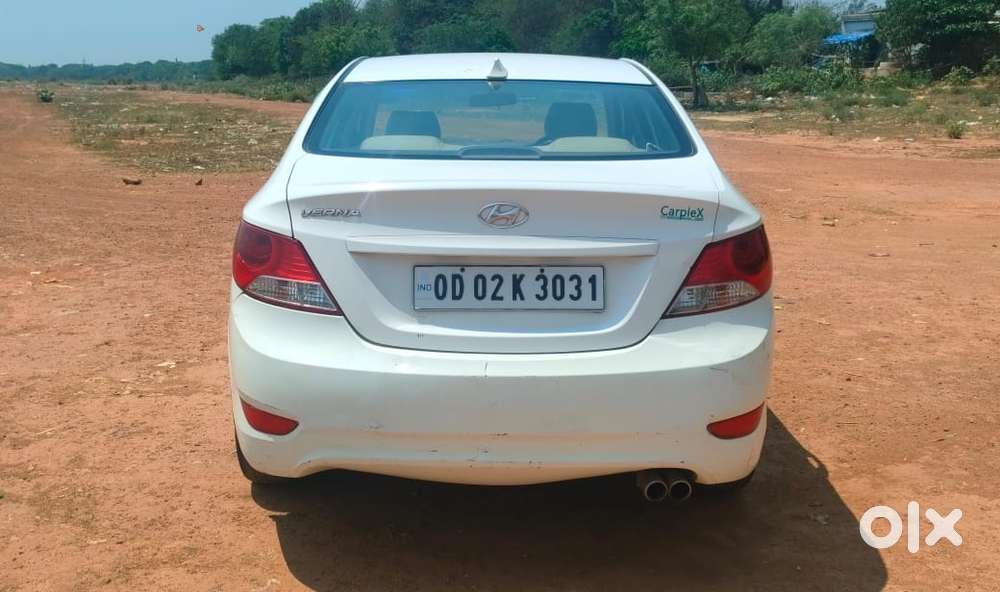 Hyundai Verna 1.5 Sx Vtvt, 2013, Petrol