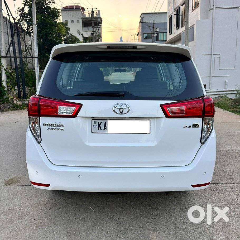 Toyota Innova Crysta [2020-ongoing] 2.4 Vx 7 Str, 2022, Diesel