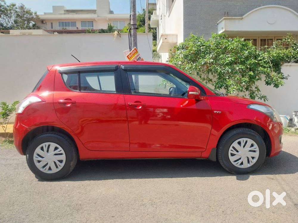 Maruti Suzuki Swift Vxi Optional, 2013, Petrol