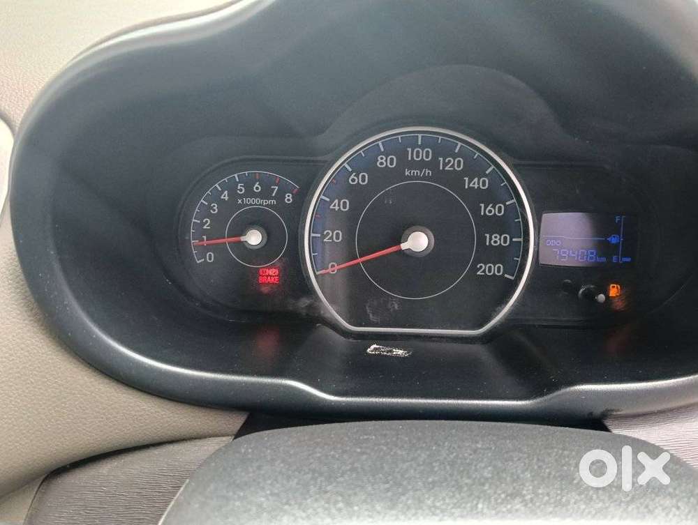 Hyundai I10 Sportz, 2014, Petrol