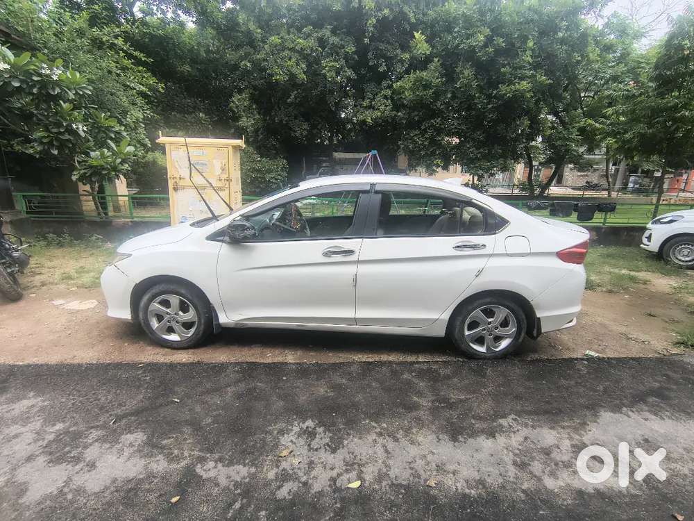 2nd Owner Honda City 2015