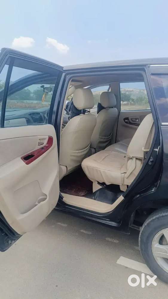 Toyota Innova 2007 Diesel 215399 Km Driven