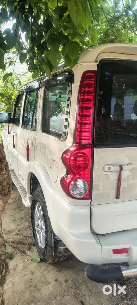 Mahindra Scorpio 2011 Diesel 151000 Km Driven Paper' 2031 Tk Validity