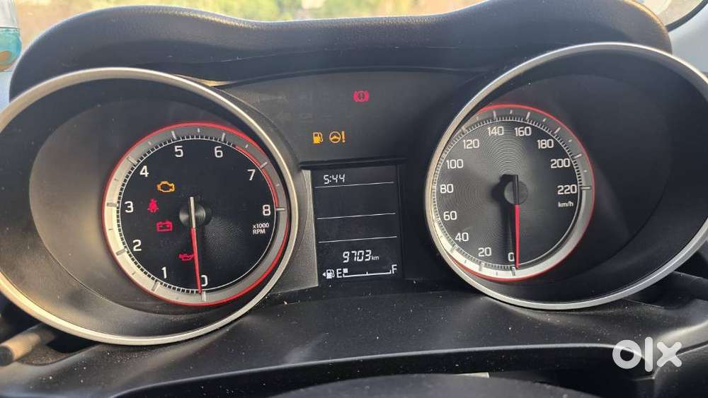 Maruti Suzuki Swift 2018 Vxi, 2023, Petrol