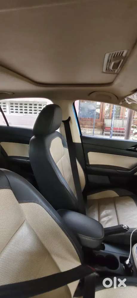 Skoda Slavia 2023 Petrol 32000 Km Driven