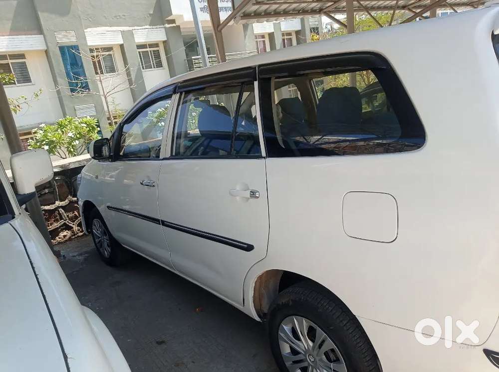 Toyota Innova 2012 Diesel Well Maintained