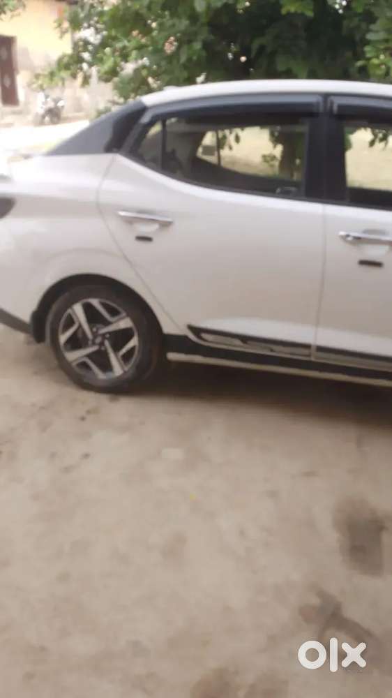 Hyundai Aura 2023 Cng 32000 Km Driven Single Hand Car .