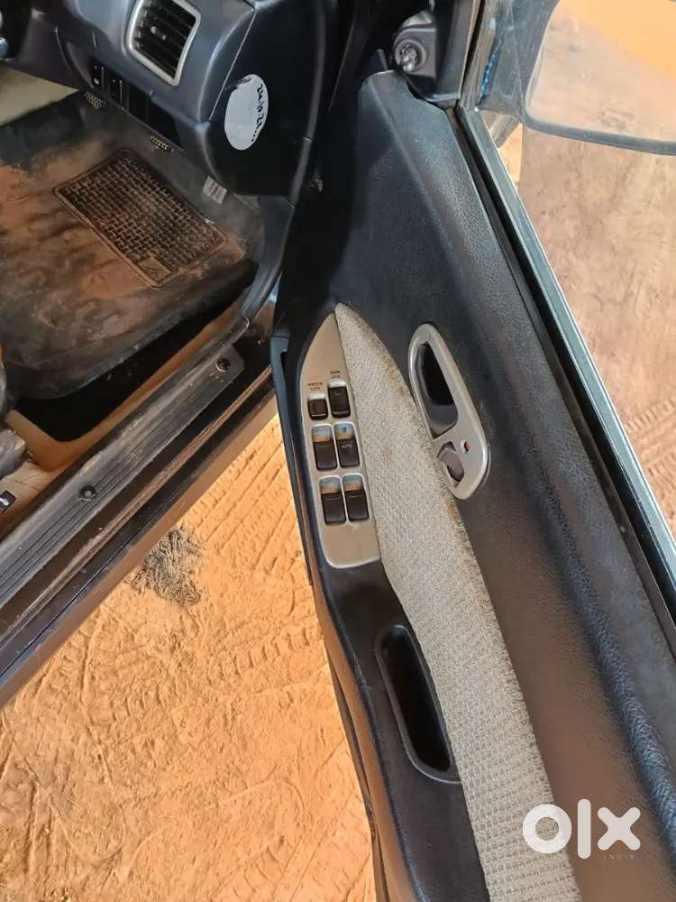 Maruti Suzuki Esteem 2005 Petrol Well Maintained