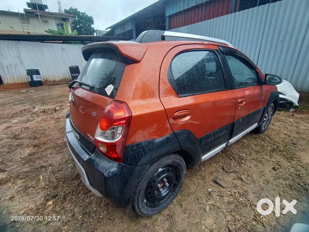 Toyota Etios Cross G 2014
