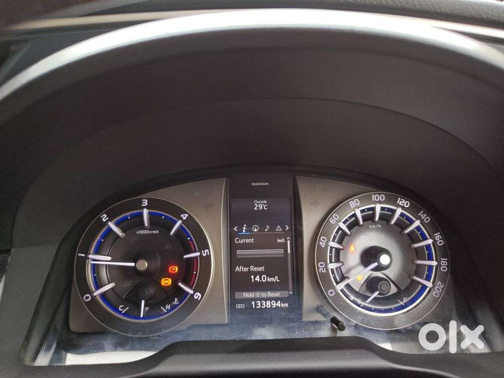 Toyota Innova Crysta 2.4 V 7 Str, 2018, Diesel