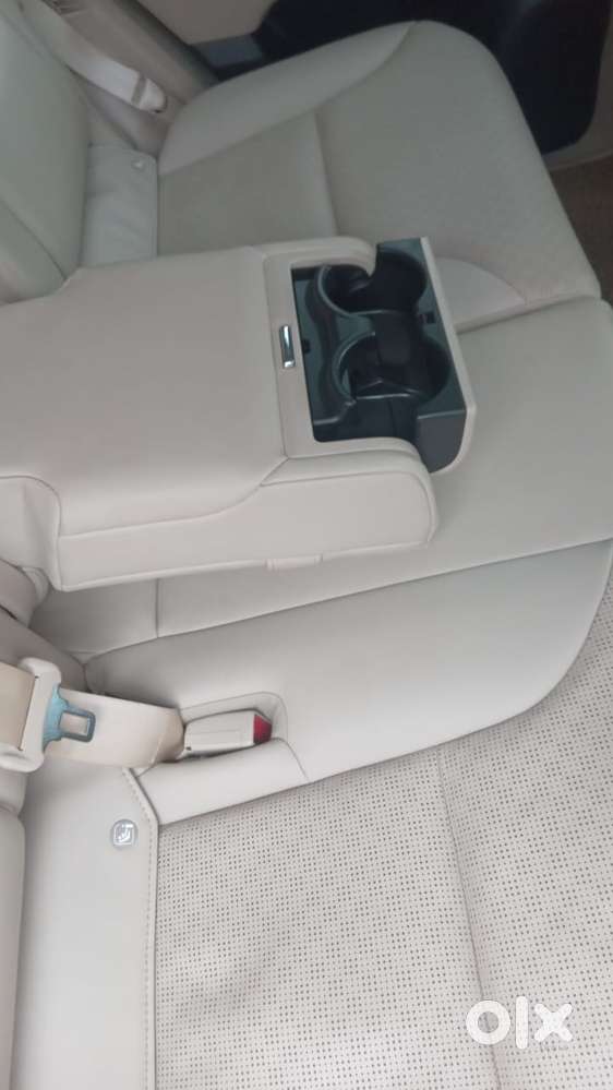Toyota Land Cruiser Zx Petrol, 2025, Petrol