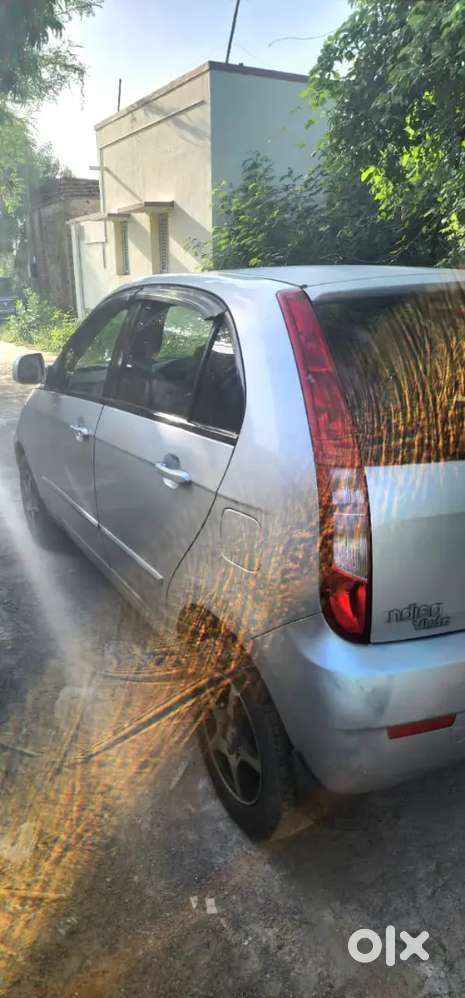 Tata Indica Vista Aqua 2009 Petrol