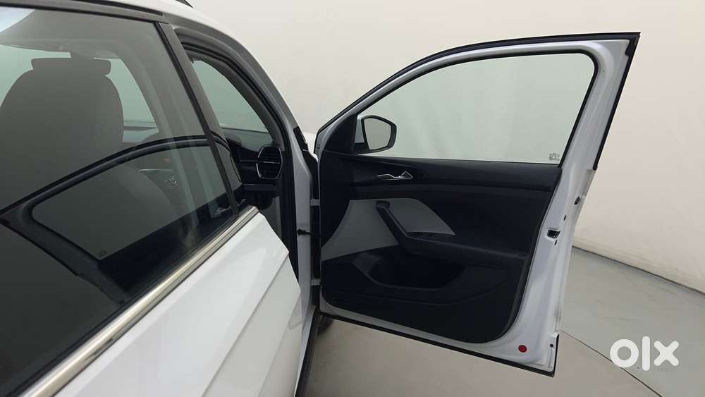 Skoda Kushaq Style 1.0l Tsi At, 2023, Petrol