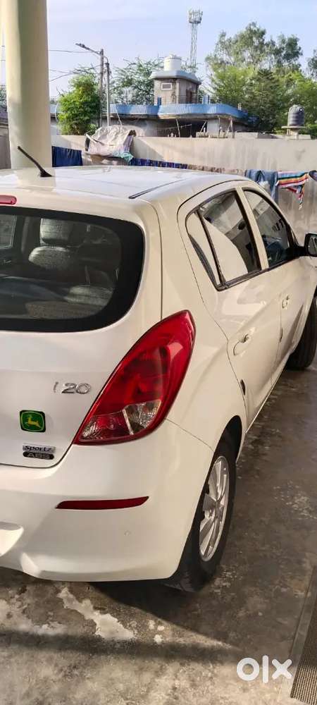 Good Condition New Seat Cover Tyre Centr Lock Abs Break First Owner